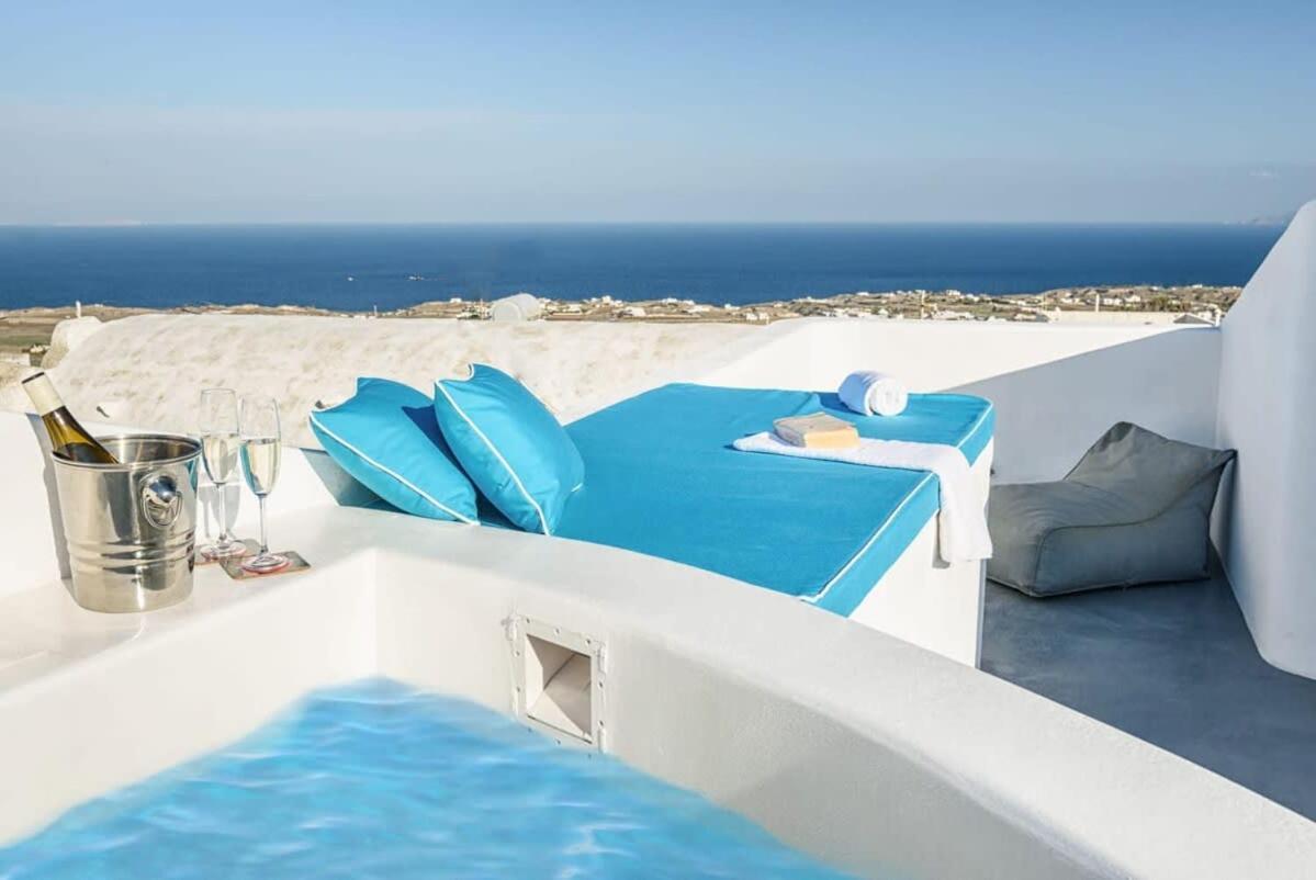 サントリーニSantorini Traditional Apt With Private Hot Tubアパートメント エクステリア 写真