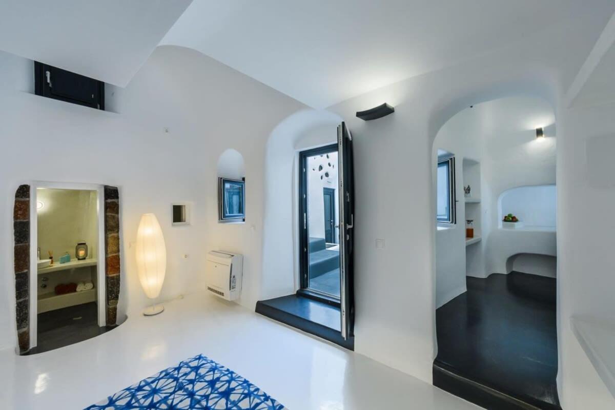 サントリーニSantorini Traditional Apt With Private Hot Tubアパートメント エクステリア 写真