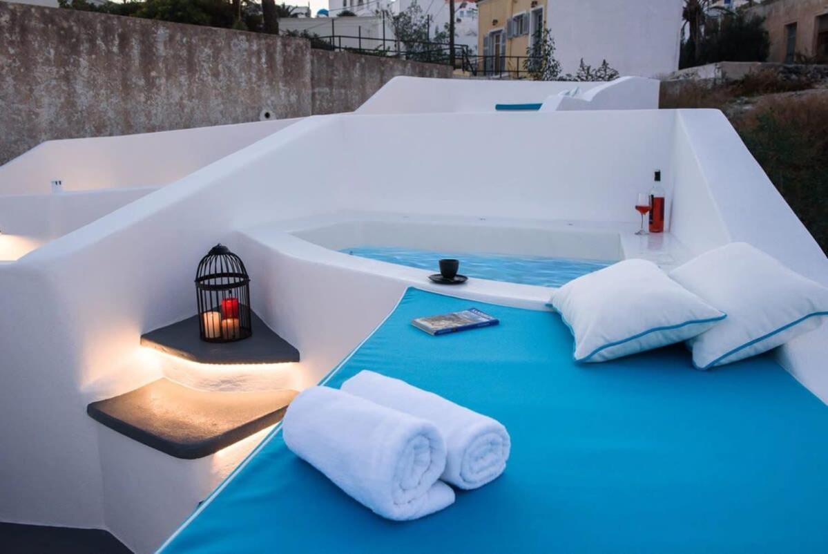 サントリーニSantorini Traditional Apt With Private Hot Tubアパートメント エクステリア 写真